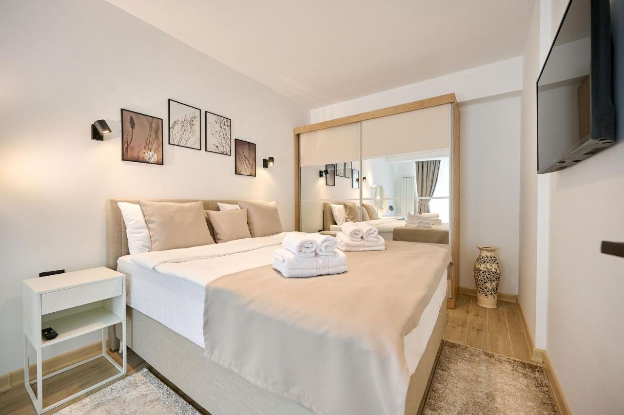 Newvision Apartment In Infinity Beach Resort - Parking Mamaia Dış mekan fotoğraf