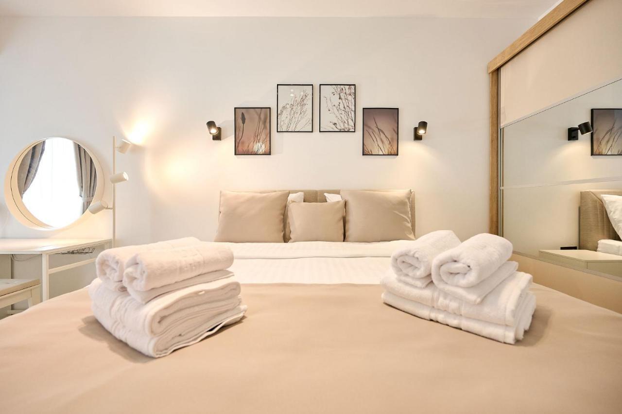 Newvision Apartment In Infinity Beach Resort - Parking Mamaia Dış mekan fotoğraf