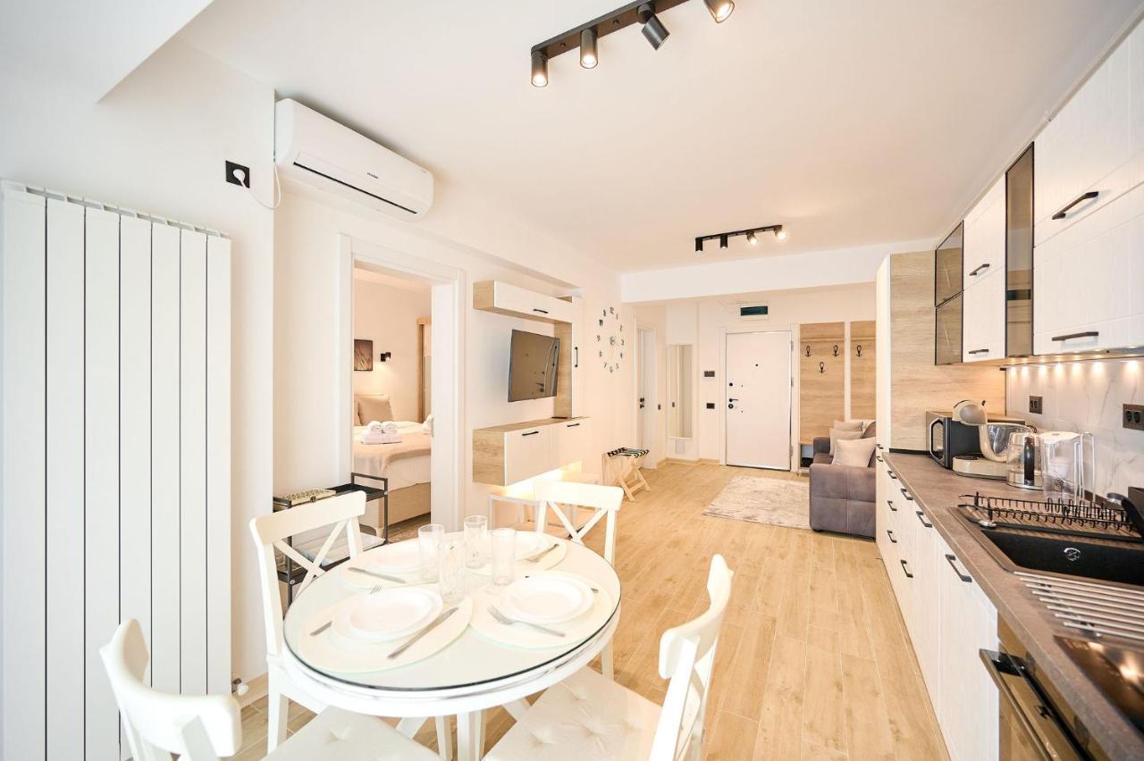 Newvision Apartment In Infinity Beach Resort - Parking Mamaia Dış mekan fotoğraf