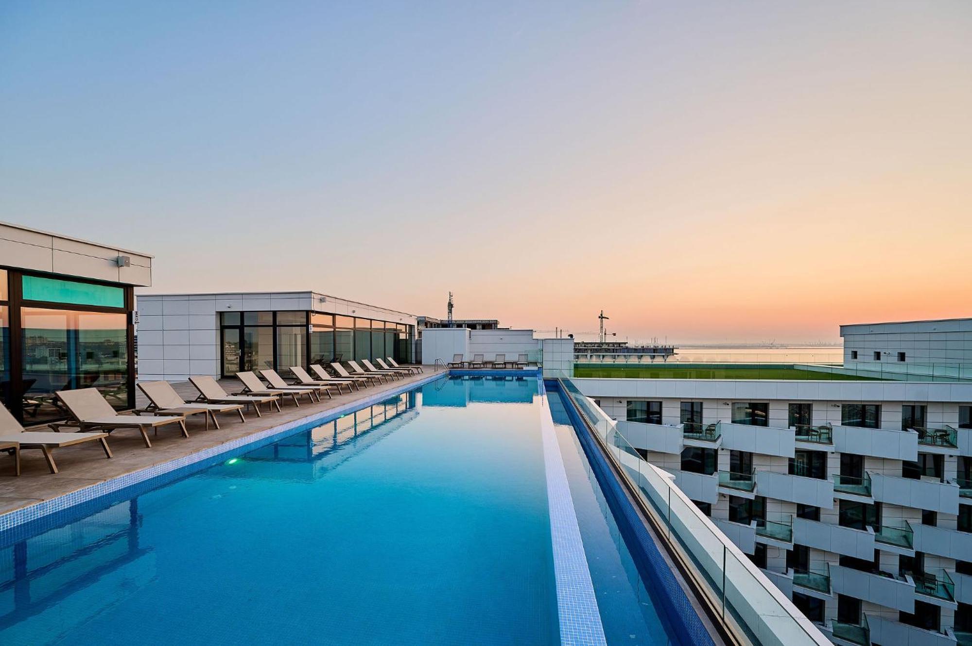Newvision Apartment In Infinity Beach Resort - Parking Mamaia Dış mekan fotoğraf