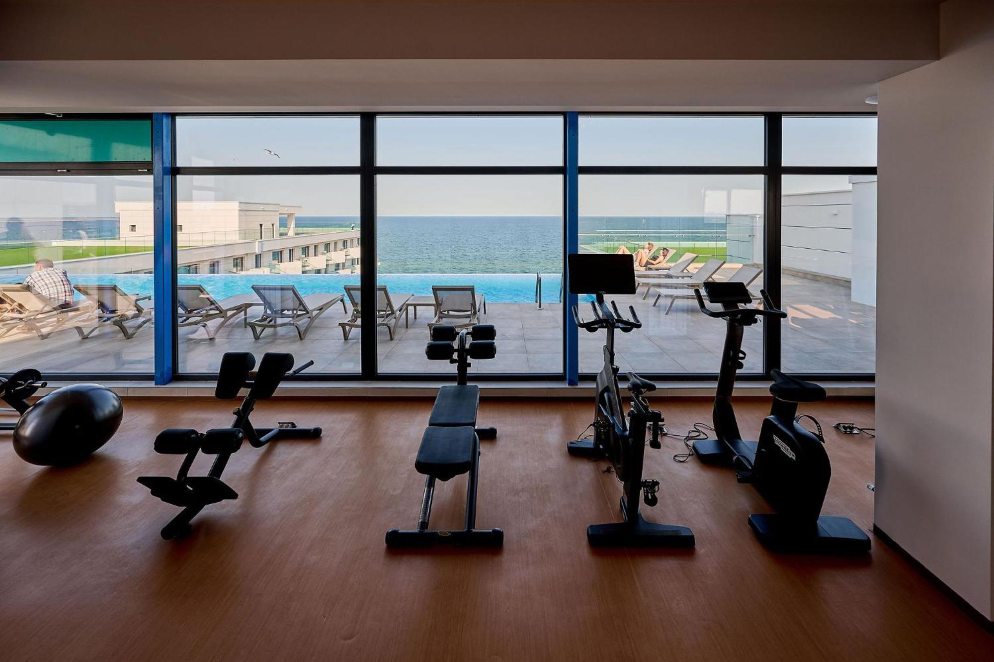 Newvision Apartment In Infinity Beach Resort - Parking Mamaia Dış mekan fotoğraf